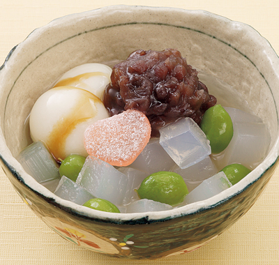 Anmitsu (traditional Japanese dessert topped with jelly, fruits, and red bean paste)